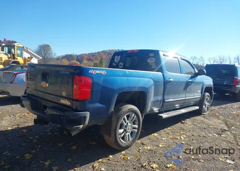 2015 Chevrolet Silverado 2500Hd High Country z USA, uszkodzony, nr VIN 1GC1KXEG6FF611010